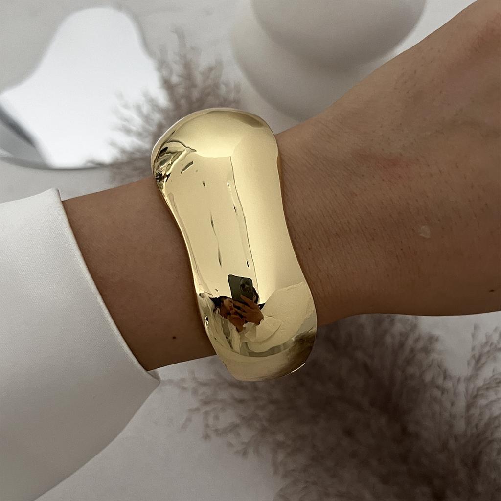 Exaggerated INS Heavy Craft Design Sense Metal Glossy Bracelet Geometric Personality Wide Bracelet