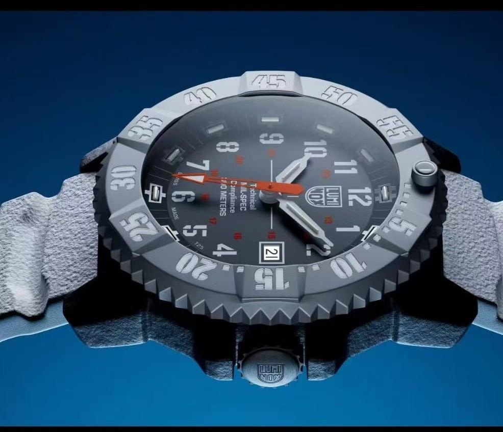 Luminox MIL SPEC 3350 Series Diver Sapphire Military Watch XL.3359.SET
