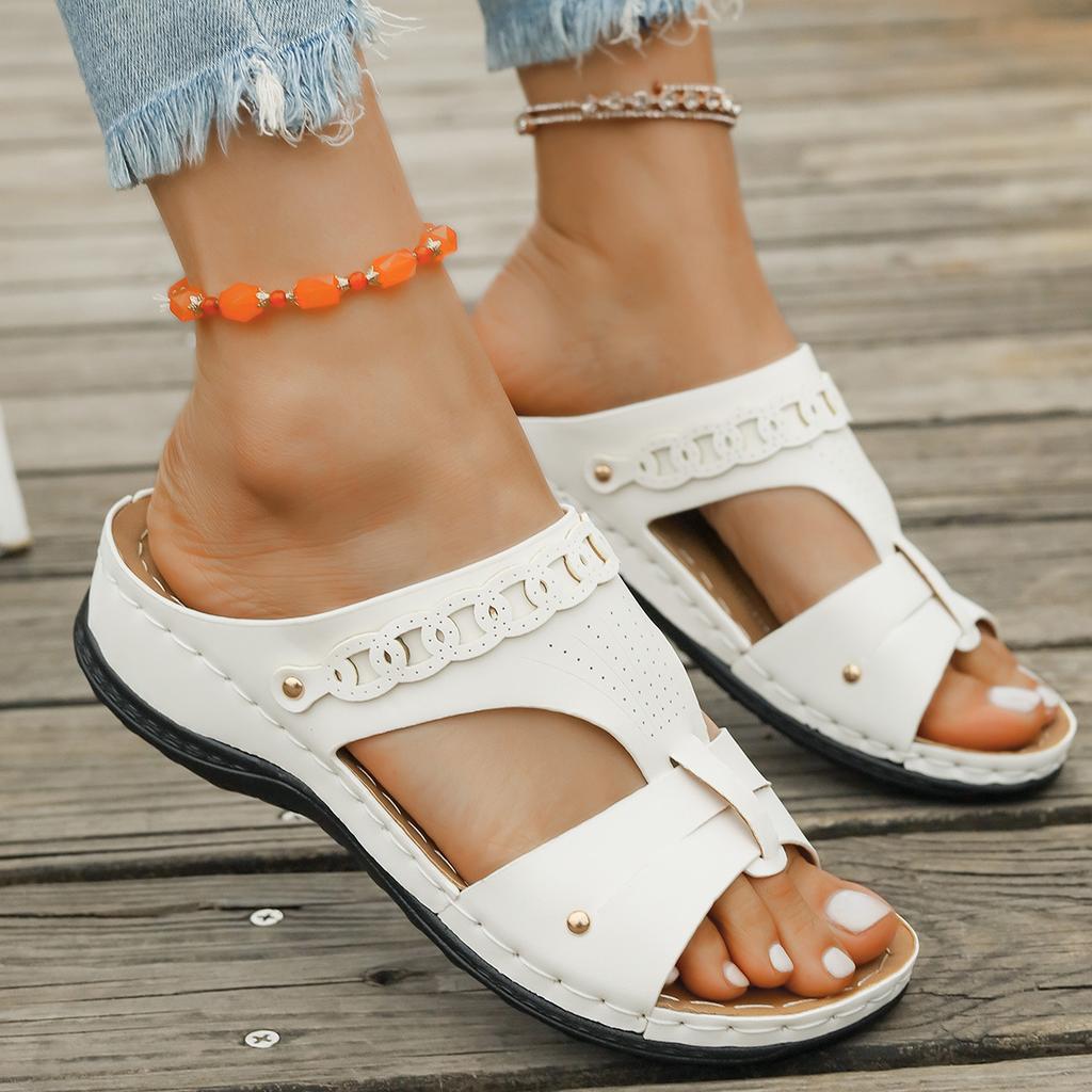 20252025 Spring and Summer New Open-toed Wedge Heel Large Size Foreign Trade One-character Hollow Beach Women's Cool Slippers
