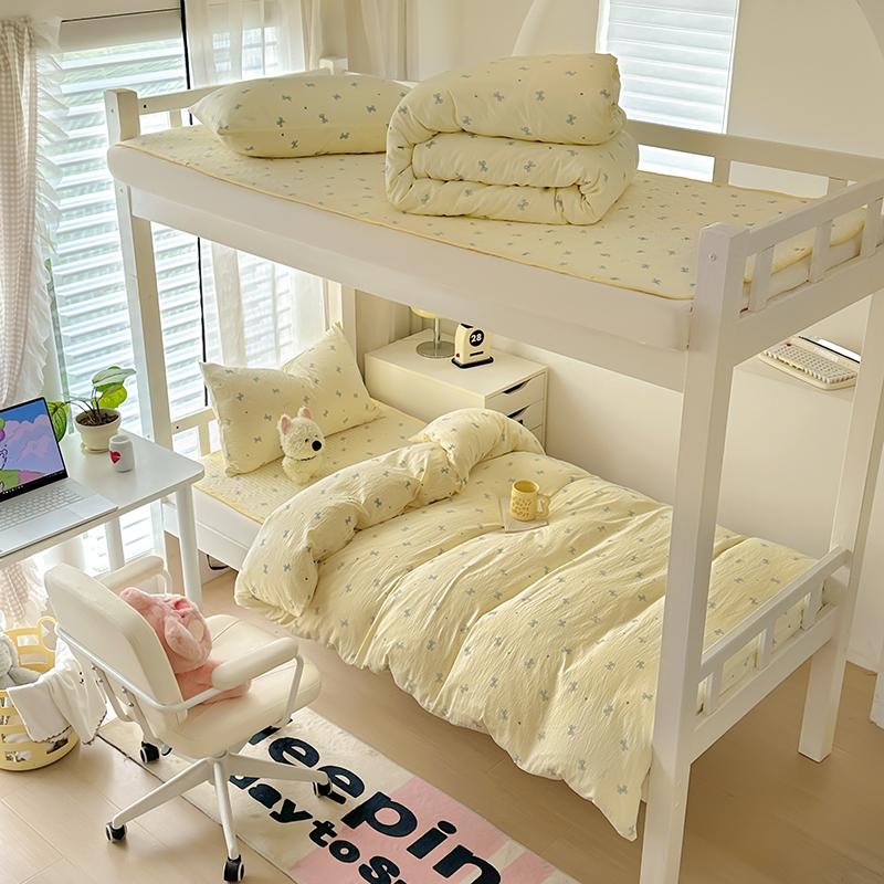 (Sleeping Grid) Cotton Wrinkled Yarn Student Bed Cover Three-Piece Set