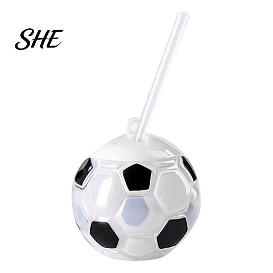 Thickened Plastic Tumbler Soccer Water Bottle with Straw, 500ml Football Shaped Cup, Durable Cup Sports Drink Lid for Game Day, Fan Gift Outdoor