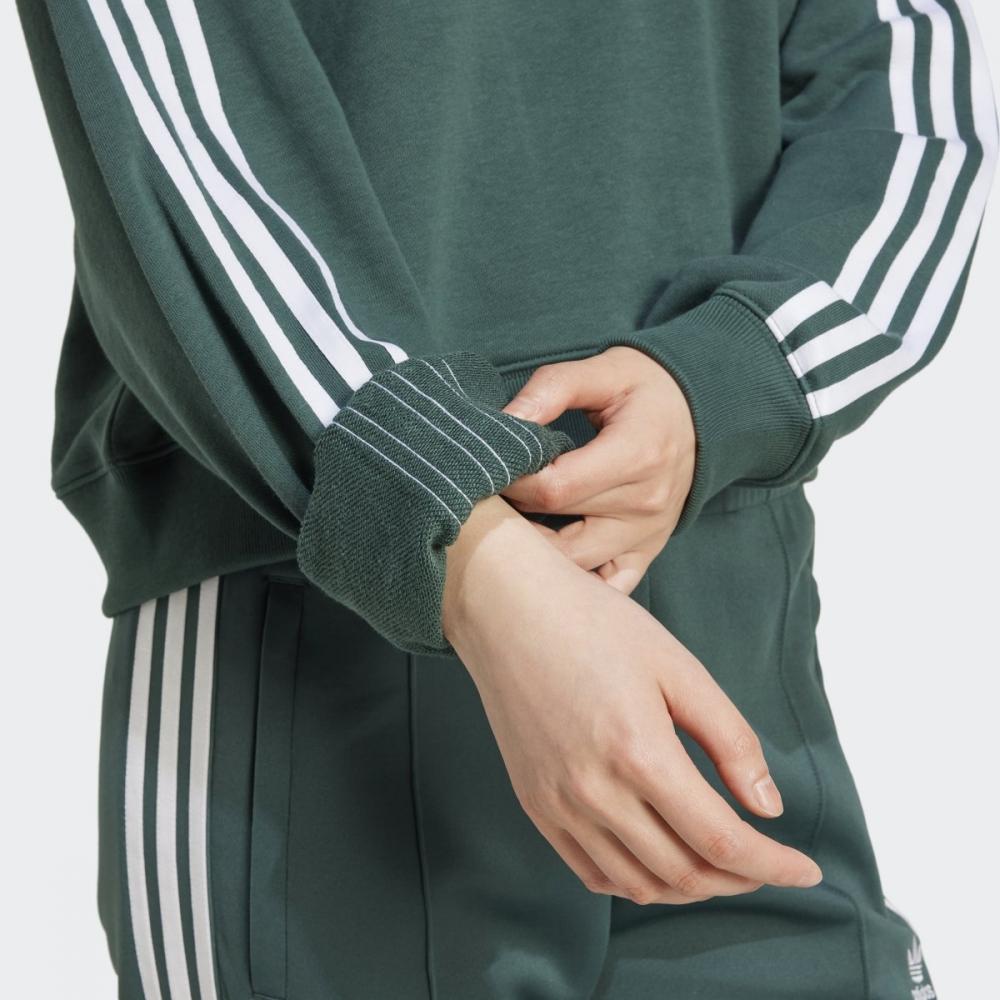 AdidaS Men S claSSic 3 StripeS Crewneck SweatShirt Iy2138