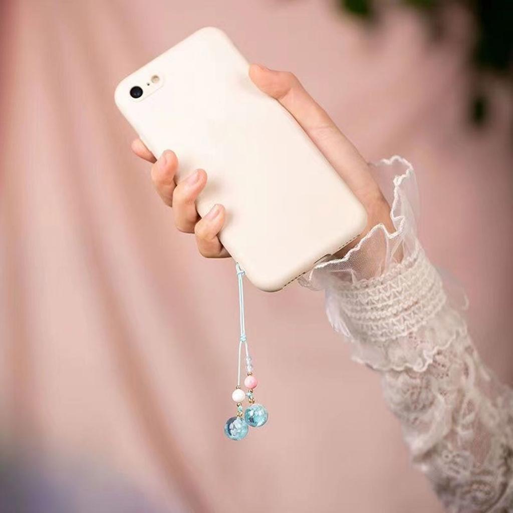 Ремешок для телефона Night Light Blue Sky Designs — универсальный силиконовый ремешок для телефона с изображением голубого неба и облаков, идеально подходящий для путешествий, дома и офиса.