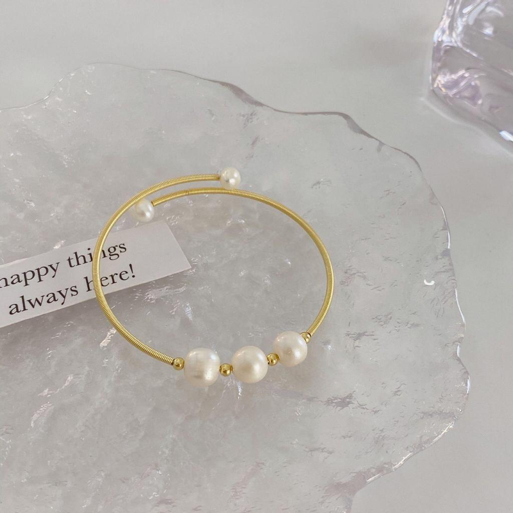 Браслет из пресноводного жемчуга неправильной формы: Элегантные украшения ручной работы для женщин