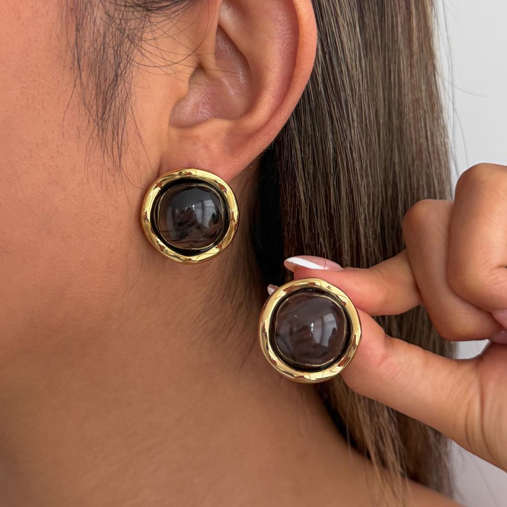 Salircon Vintage light Brown White Pink Resin Stud Earrings Women 18K Gold Plated Stainless Steel Piercing Ear Accessory Jewelry