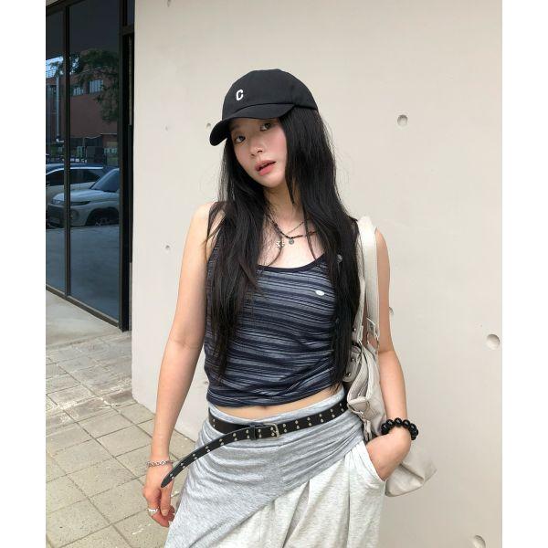 Covernat Striped Sleeveless Round Neck Vest Women tops CO2602ST98NA