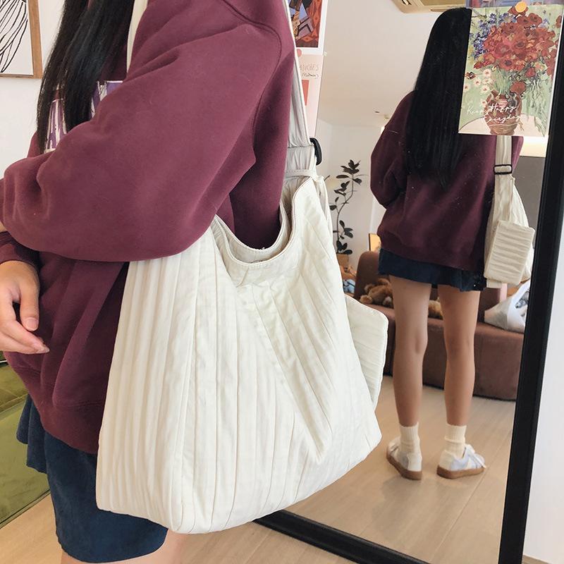 Вместительная сумка подмышку женская плиссированная сумка повседневная сумка через плечо для поездок на работу повседневная однотонная сумка женская простая сумка-мессенджер