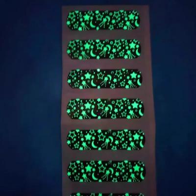 10 шт. светящиеся повязки для детей и взрослых, светящиеся в темноте, мультяшные повязки для ран, аксессуары для экстренной помощи, уход за детьми