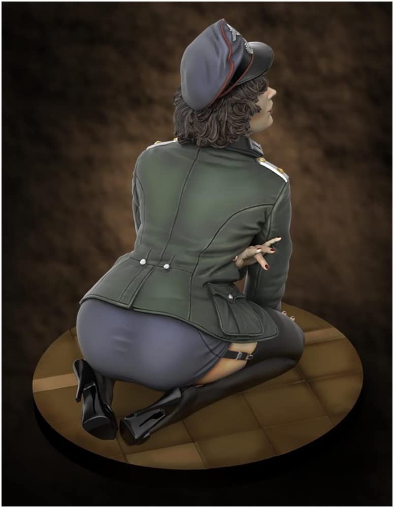 Royal Model 1/35 Немецкий военный офицер Пин-ап девушка Смоляной набор RM842