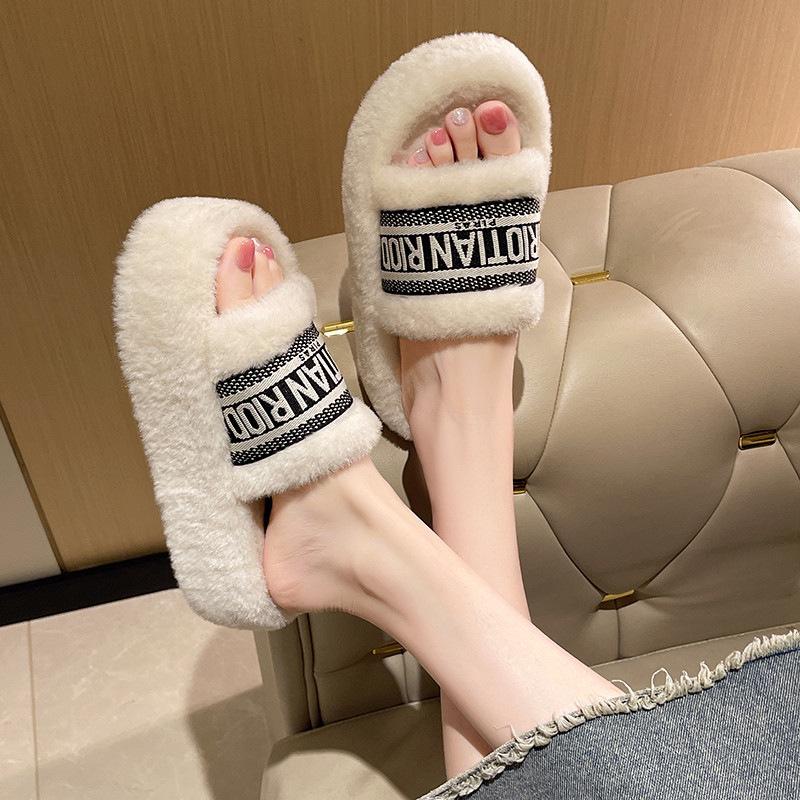 Популярные тапочки Mao Mao женская зимняя одежда 2025 года, новая вышивка, продвинутое чувство, интернет-знаменитость, толстый низ, плюш, хлопок, весна и осень