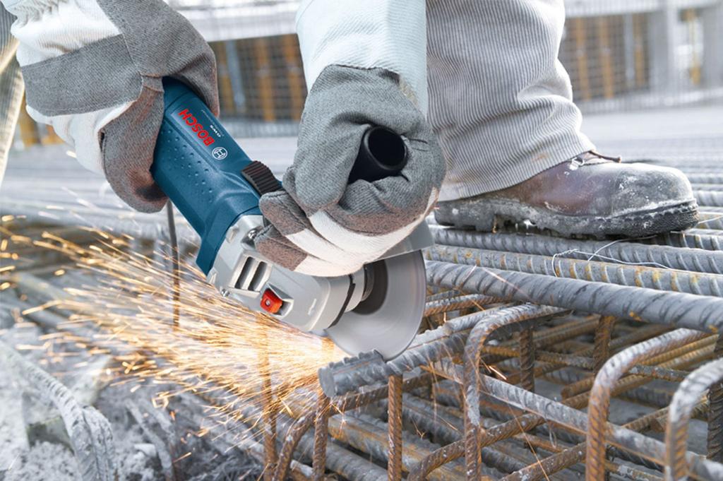 Bosch Professional 100mm Disc Grinder Variable Abrasive Tool Disc Sander (Infinitely Speed) [GWS7-100E]