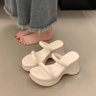 Темпераментный продвинутый смысл однословные тапочки женские летние новые маленькие на толстой подошве танкетка на высоком каблуке тапочки-маффины