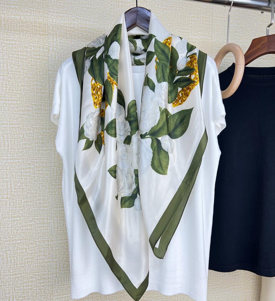 Classic White Rose Elegant Simple White Sunscreen Silk Mulberry Silk Silk Scarf Versatile Scarf Shawl Scarf Dual Purpose