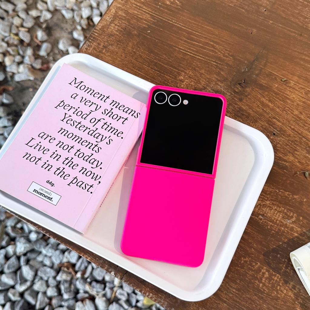 Official Fluorescence Neon Color Liquid Silicone Case For Samsung Galaxy Z Flip 7 6 5 ZFlip7 ZFlip6 Candy Matte Shockproof Cover