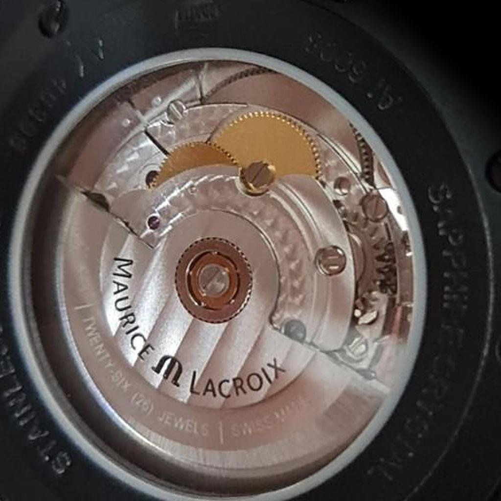 Maurice Lacroix Aikon Automatic 42 мм Кожаный ремешок AI6008-PVB01-330-1