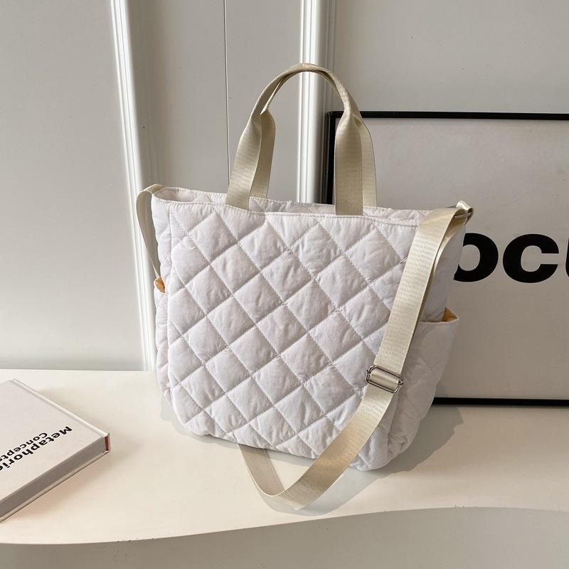 Сумка большой вместимости женская 2025 зима новая корейская версия студенческая сумка через плечо и мессенджер для занятий портативная сумка-тоут