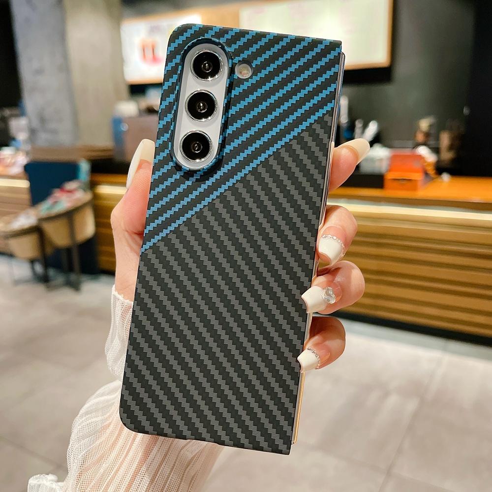 Тонкий чехол для телефона с узором из углеродного волокна для Samsung Galaxy Z Fold 7 6 5 4 3 Жесткая крышка из ПК