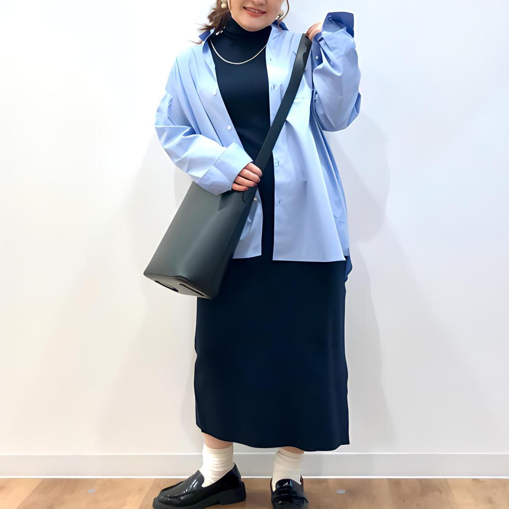 Uniqlo × Сотрудничество с Jil Sander Весна-Лето 2025 Однотонная Удобная Рубашка на Пуговицах с Длинным Рукавом Мужские рубашки Светло-Голубой 478673-62