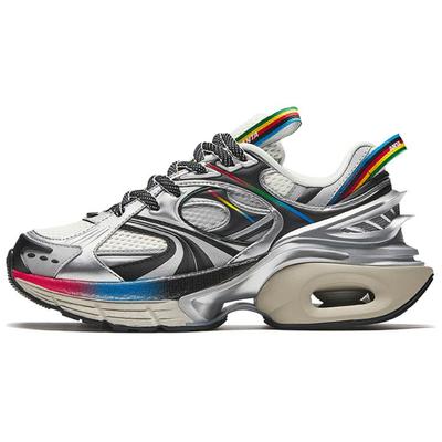 Xinyun Retro Толстая подошва Динамическая цветовая гамма Нескользящая прочная повседневная обувь с низким верхом Женские кроссовки Белый Серебристый Черный 122438877R-1