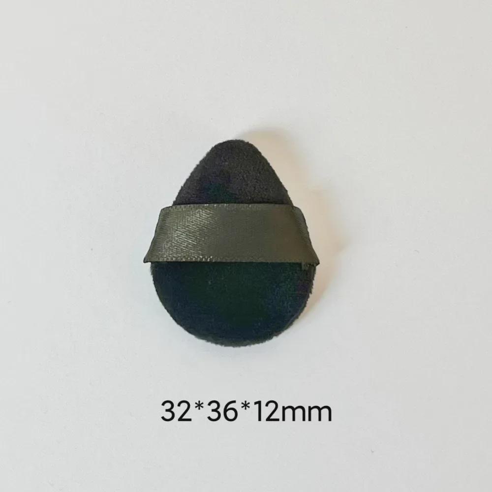 Mini Matte Blush & Highlighter Flocking Puff - супермягкий аппликатор для рассыпчатой пудры