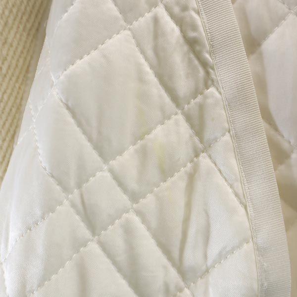 Sacai Luck Сделано в Японии Шерстяное пальто-дафлкот 1 цвета слоновой кости Капюшон из натурального меха Женское Б/У