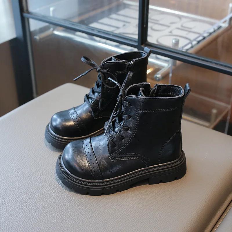 Детские ботинки весна-осень, простые ботильоны для девочек на платформе, модные, с круглым носком, новые, универсальные, детские, повседневные, черные кожаные ботинки