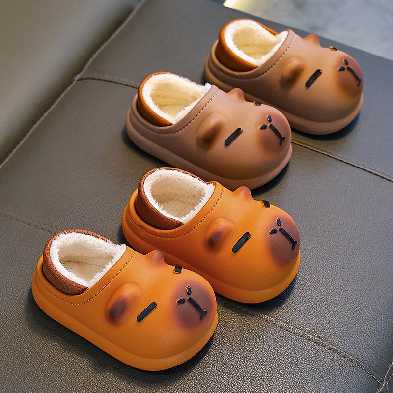 Capybara Kids' Winter Cartoon Cotton Slippers: Soft, Non-slip Indoor Shoes for Boys with Funny Step-on Design