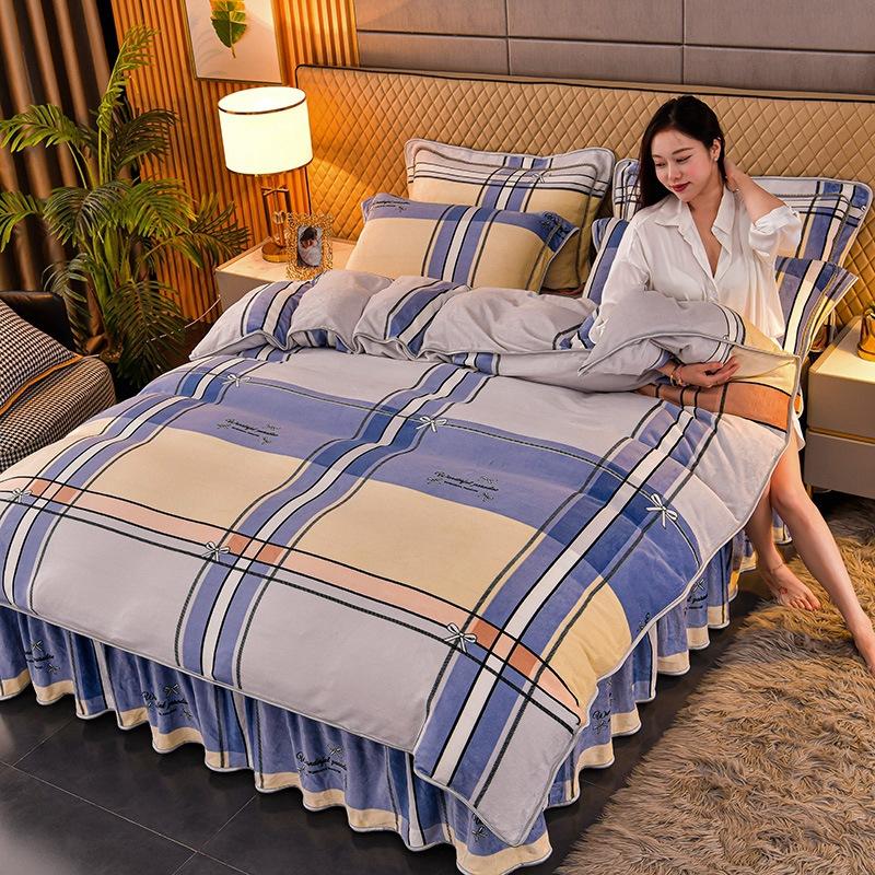 Thickened Milk Velvet Four-piece Set, Flannel Sheets and Quilt Cover, Coral Velvet Three-piece Bedding Set