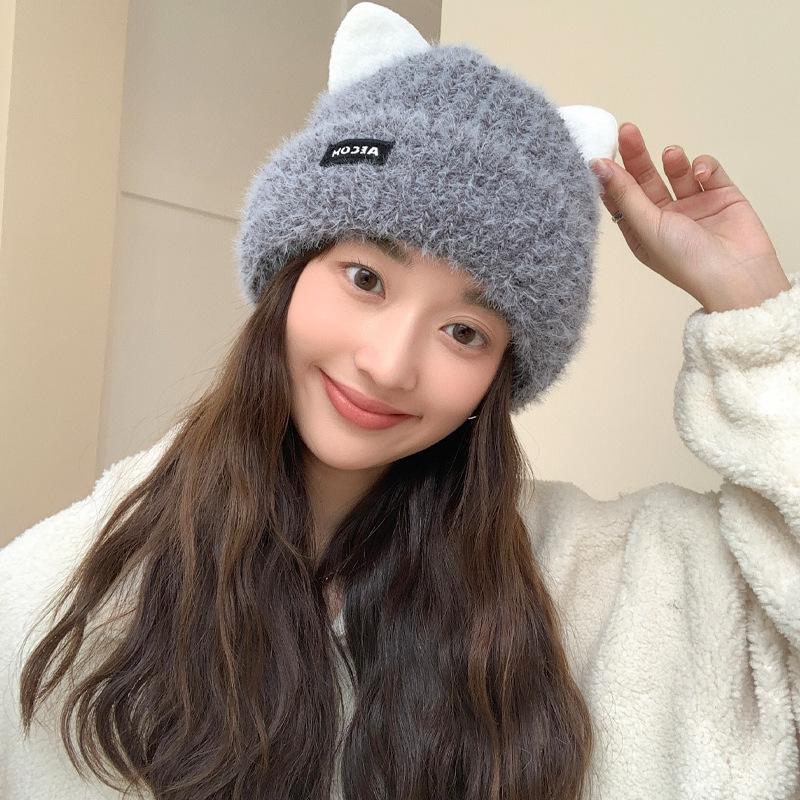 Korean Version of Autumn and Winter New Hat for Women Cute Cat Knitted Wool Hat for Winter Warm Pullover Hat Cold Ear Protection Hat