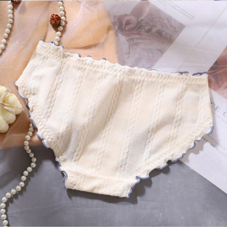Milk Cotton Comfortable Panties for Women Sexy Briefs Breathable Smooth Female Underpants High Elastic Underwear Ladies
