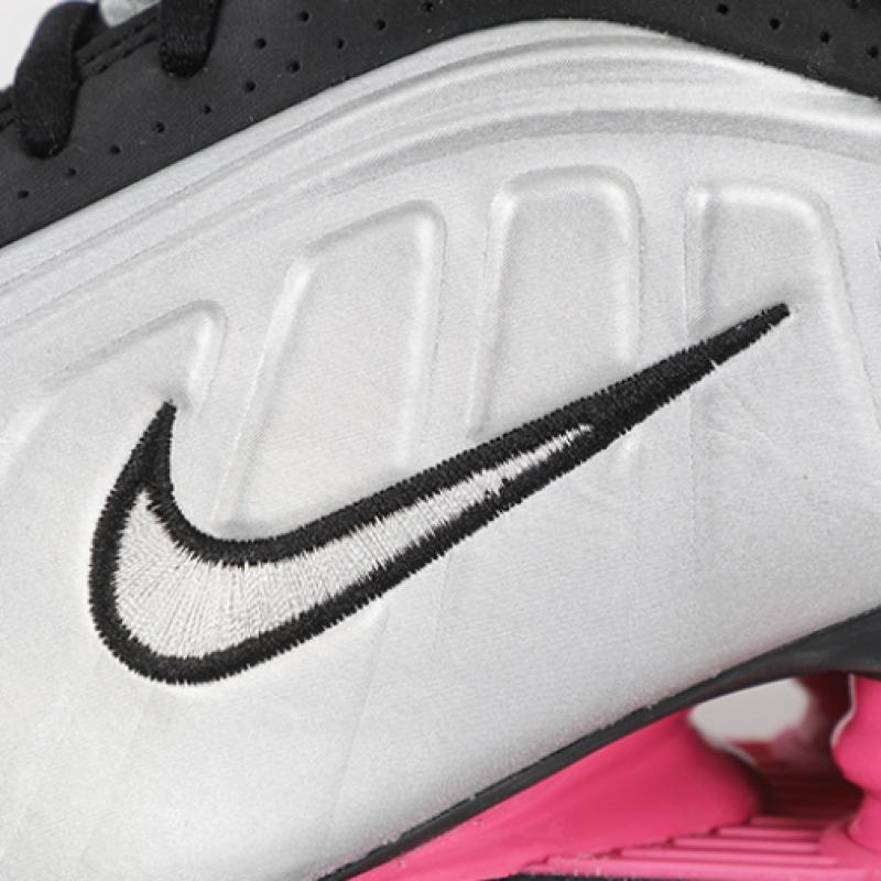 Nike W Shox R4