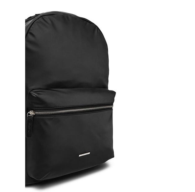 Рюкзак Calvin Klein Sleek Nylon Backpack LV04D3042G Черный