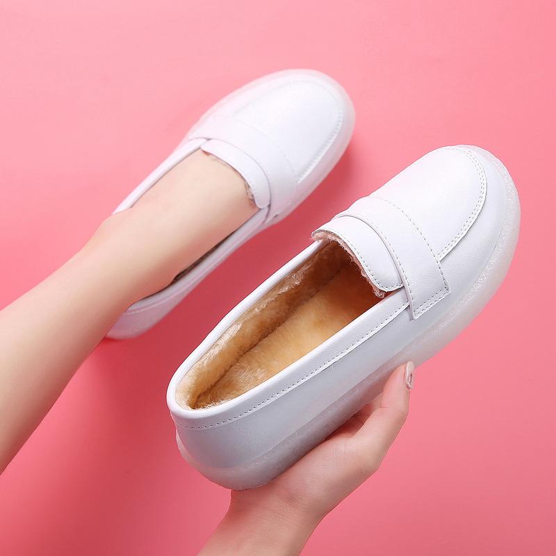 Туфли медсестры женские на мягкой подошве дышащие рабочие туфли врача на толстой подошве нескользящие весенне-летние на плоской подошве медицинские туфли удобные и не т