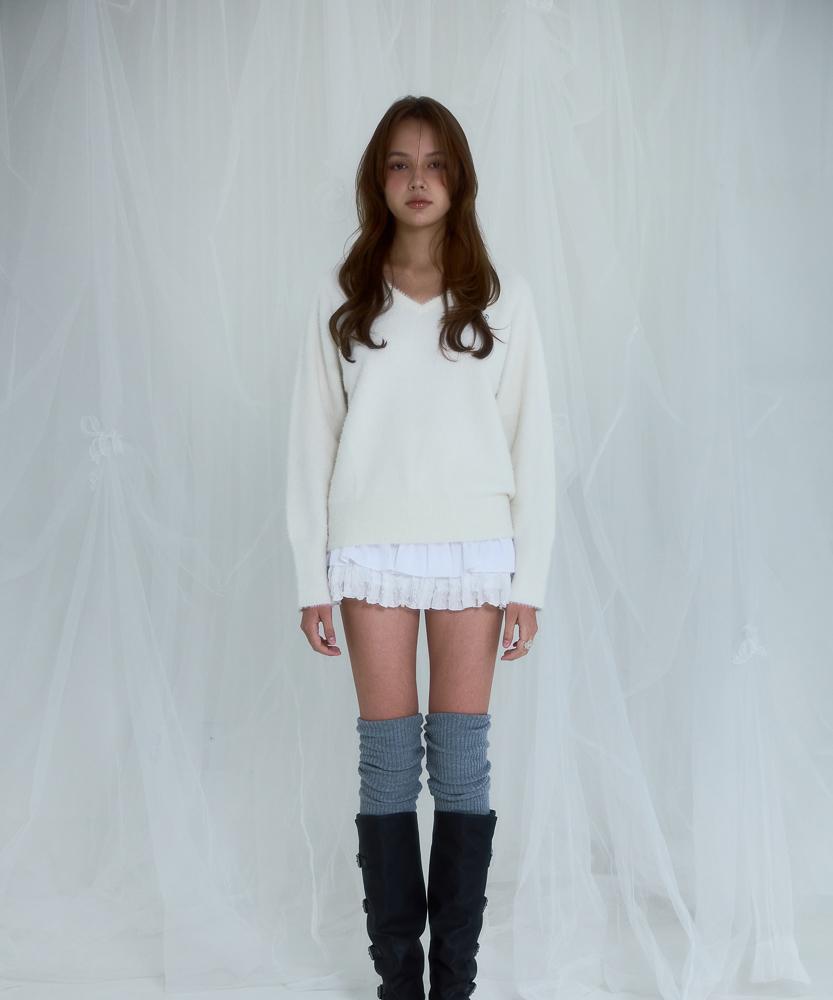 ROSEFRANTZ Fur V-Neck Knit [Ivory]