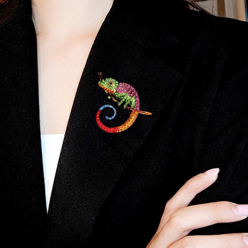 Chameleon Animal Lizard Brooch Pins Multicolor Jewelry Creative Gift for Women Fashion Office Outfit Highlight