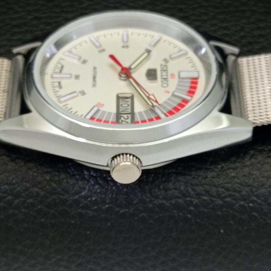 ВОССТАНОВЛЕННЫЕ ВИНТАЖНЫЕ МУЖСКИЕ ЧАСЫ SEIKO 5 AUTOMATIC JAPAN D/D WHITE 528-a277005-7