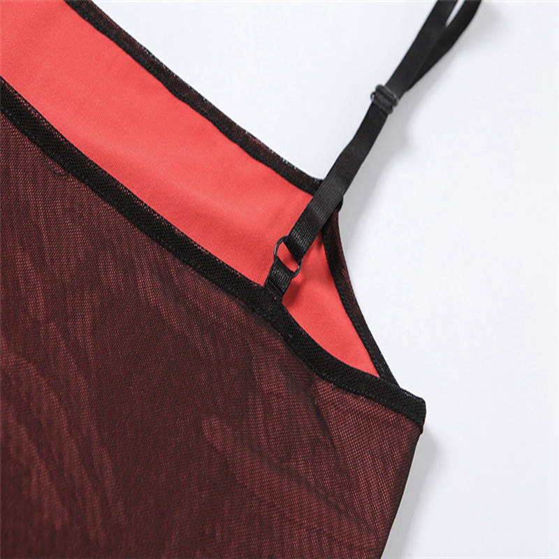 Летнее короткое женское облегающее мини-платье на бретельках с разрезом на шее и бедрами