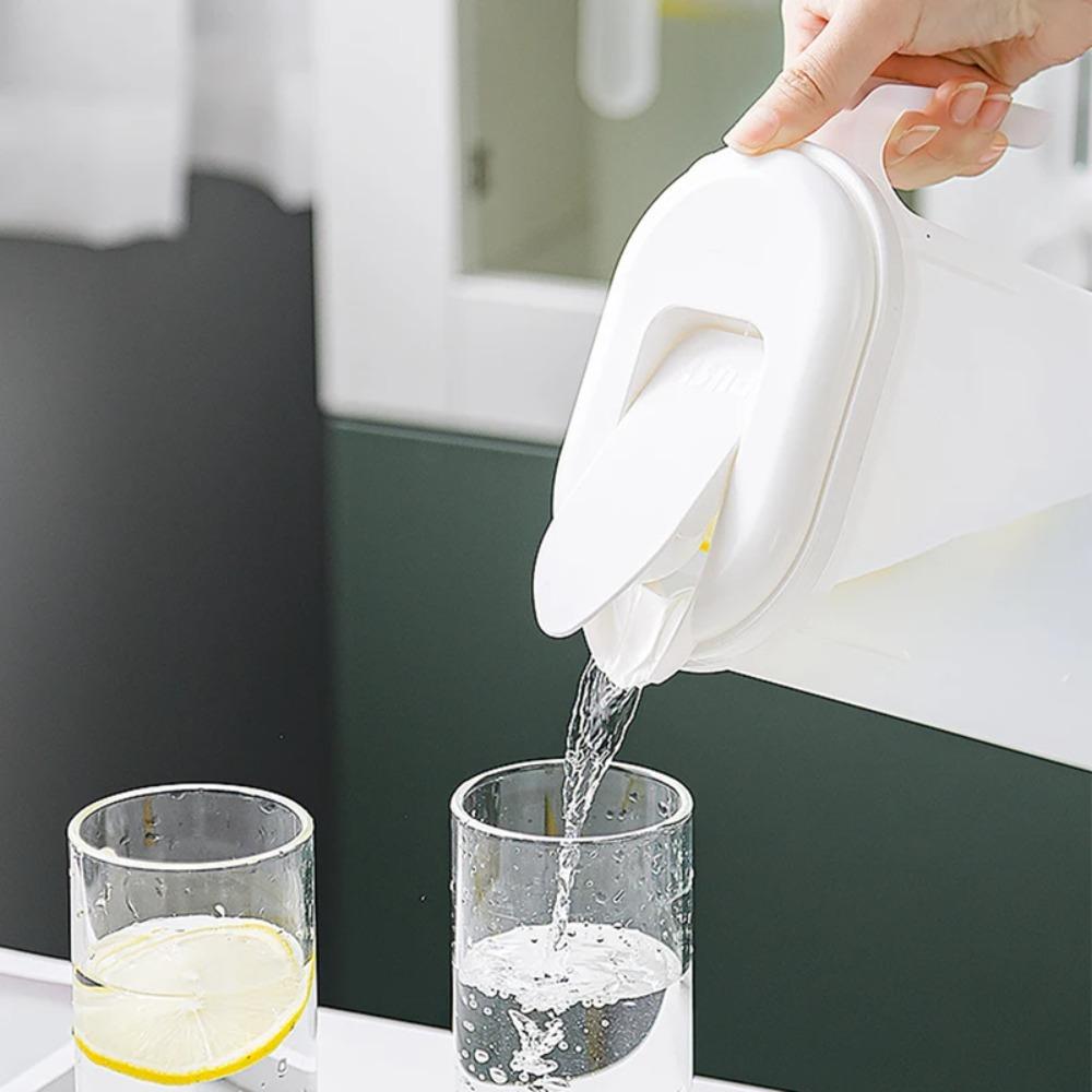 Plastic Cold Kettle 1800/2400ml Water Jug Teapot Pitcher  Refrigerator