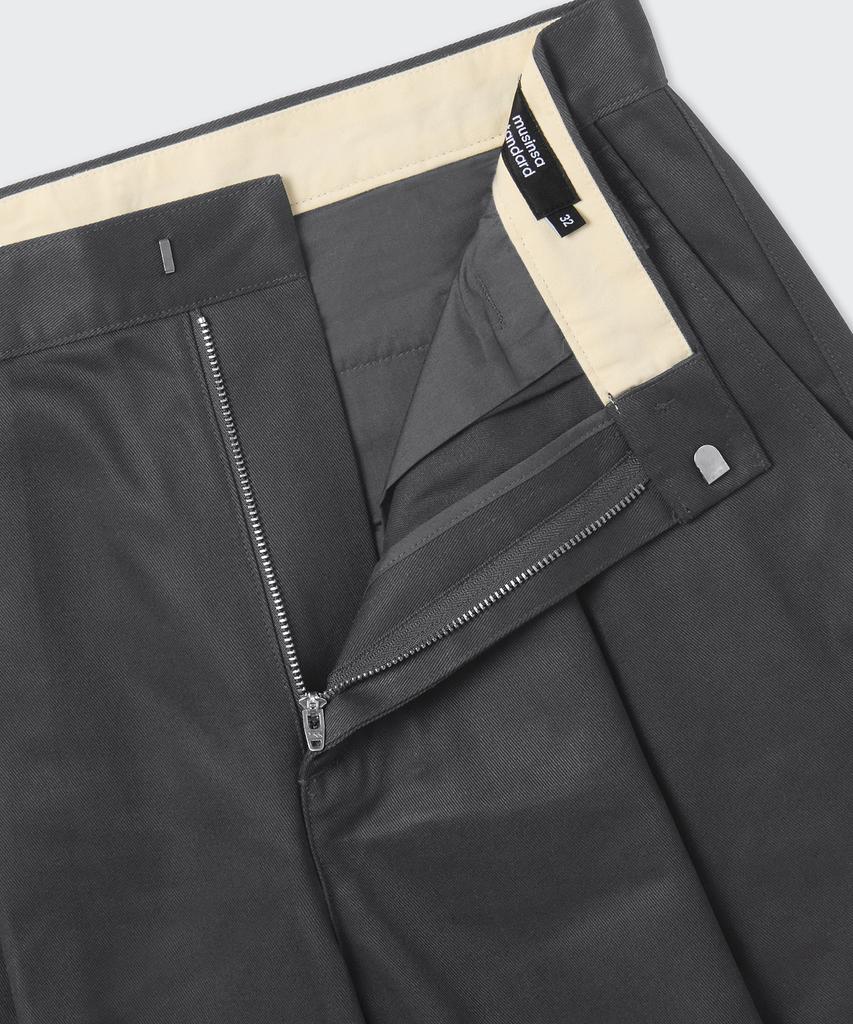 MUSINSA STANDARD Heavyweight Cp One-Pleat Long Bermuda Pants [Grey]