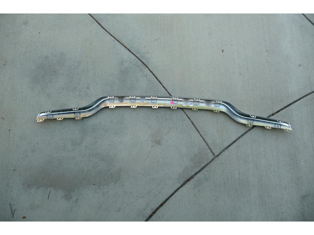 Хромированная нижняя накладка на задний бампер для Mercedes-Benz GL350 W166