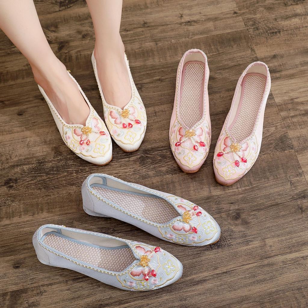 [Yurou] New Cheongsam Ancient Women's Shoes Hanfu Shoes Ethnic Style Low-heeled Women's Embroidered Cloth Shoes In the Summer of 2024