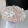 Ins Chic Зимний независимый дизайн с блестками и цветами Жемчужное кружево Розовый шерстяной женский берет Шляпа Женская кепка художника для отдыха