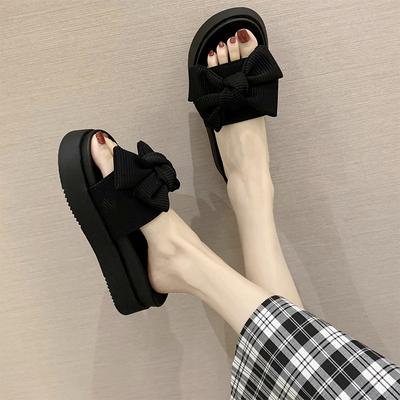 Черные однотонные тапочки с бантом для женщин на лето, новый дизайн с толстой подошвой, нескользящий, классные тапочки