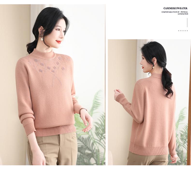 Mom's Winter Plush Sweater Base Layer for Seniors: Warm, Thickened Inner Top for Women