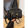 Bag Women's 2025 New Trendy High-end Sense Niche Fashion Versatile Shoulder Messenger Bag Popular Small Square Bag