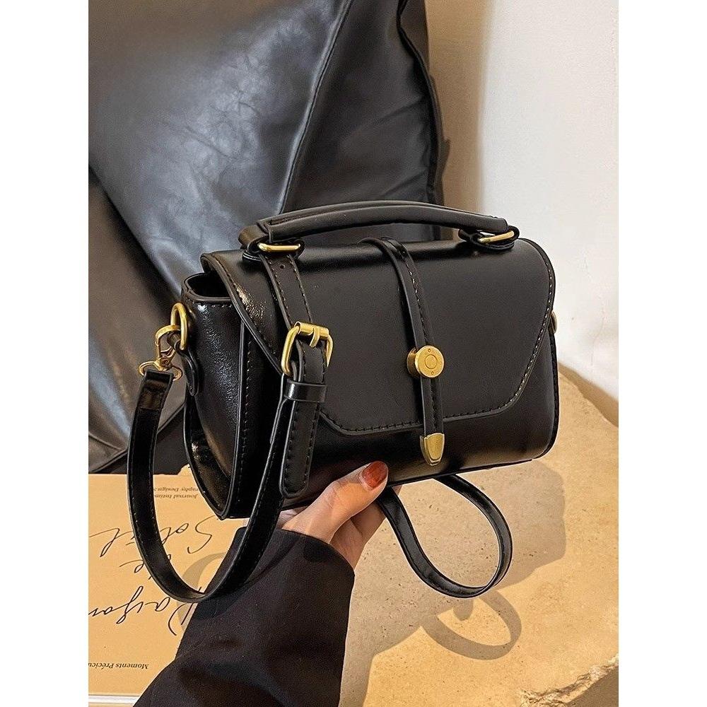 Bag Women's 2025 New Trendy High-end Sense Niche Fashion Versatile Shoulder Messenger Bag Popular Small Square Bag