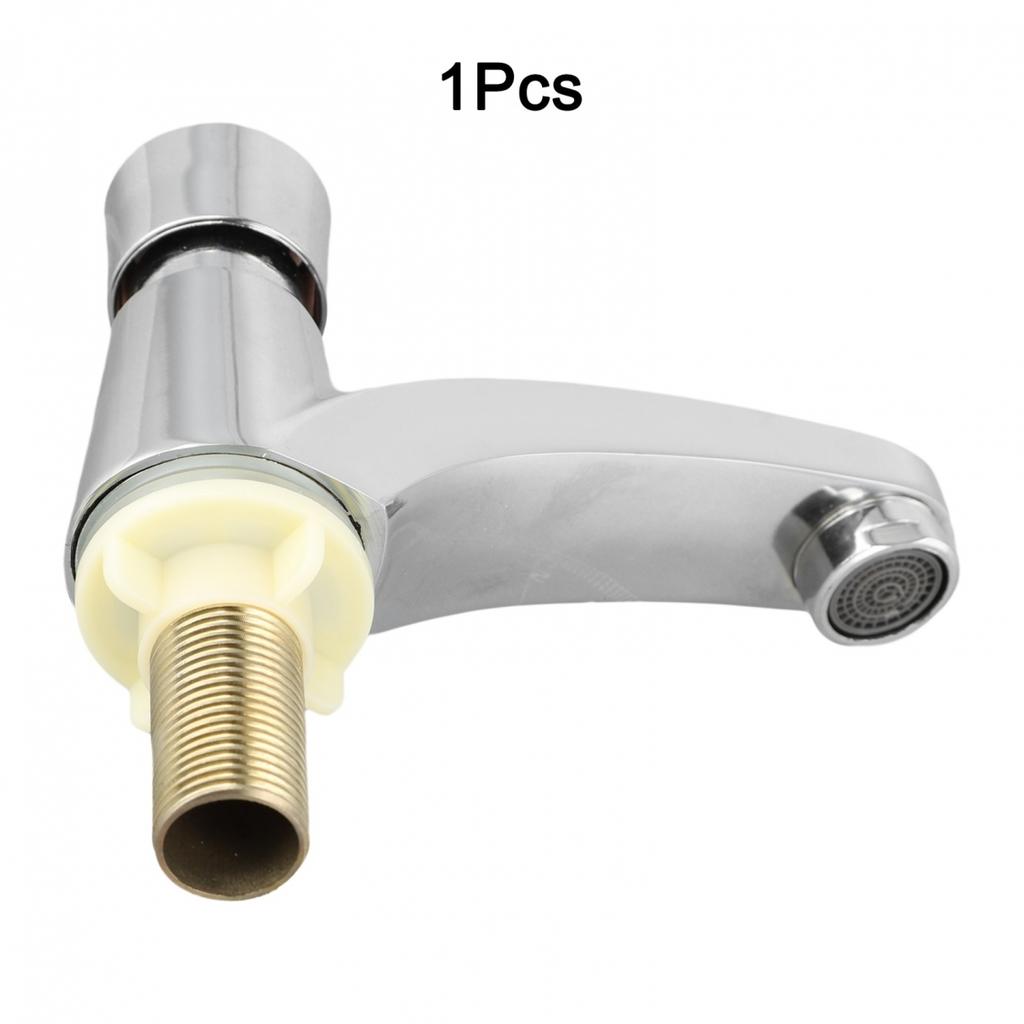 Хромированный смеситель для ванной комнаты с автоматическим отключением для экономии воды