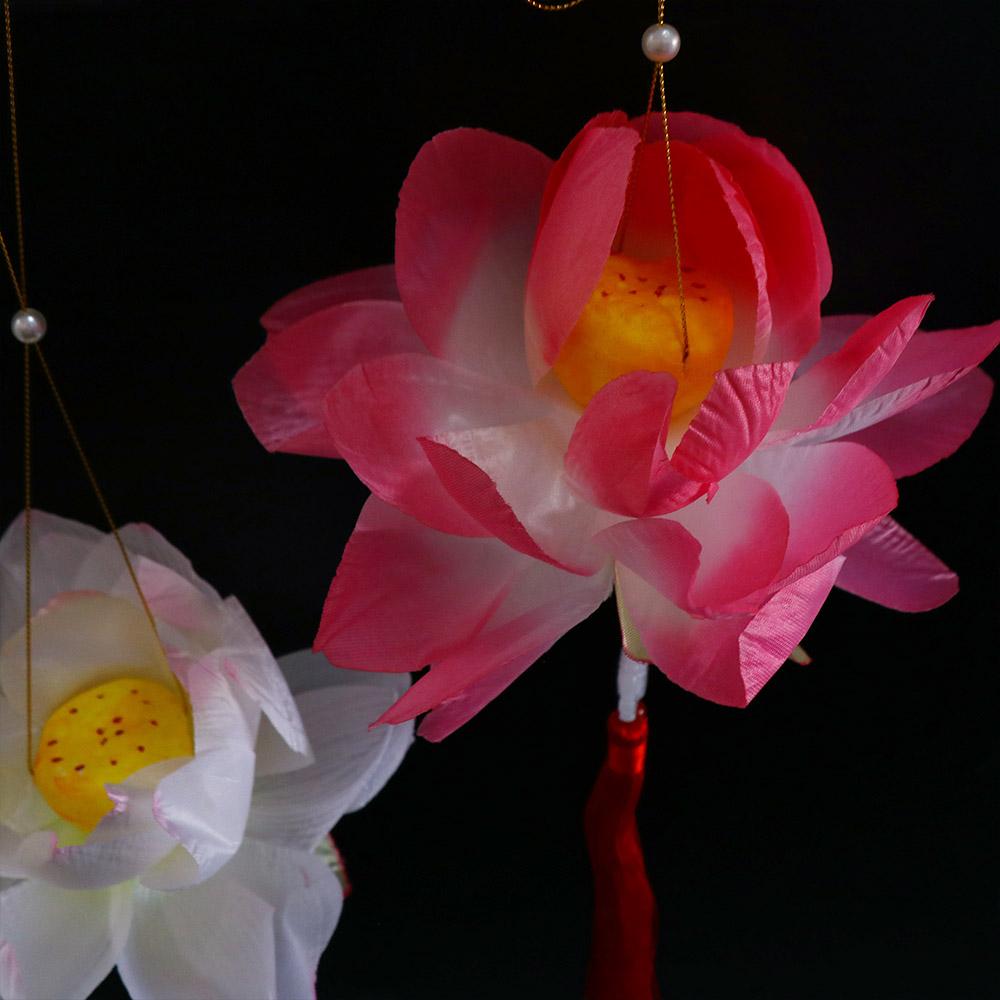 Flower Lantern Chinese Portable Lotus LED Lantern Mid-Autumn Lantern Lotus Light Festival Lantern