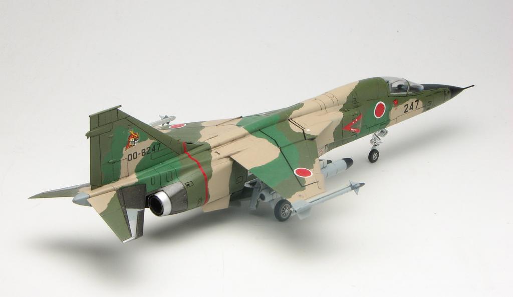 PLATZ Air Force Support Fighter Plastic Model 1/72 Self-Defense F-1