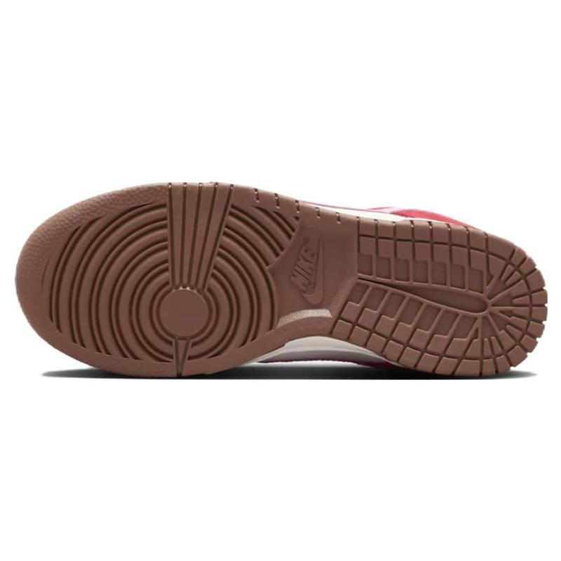 Nike Женские кроссовки для скейтбординга Dunk Low PRM Bacon FB7910-600